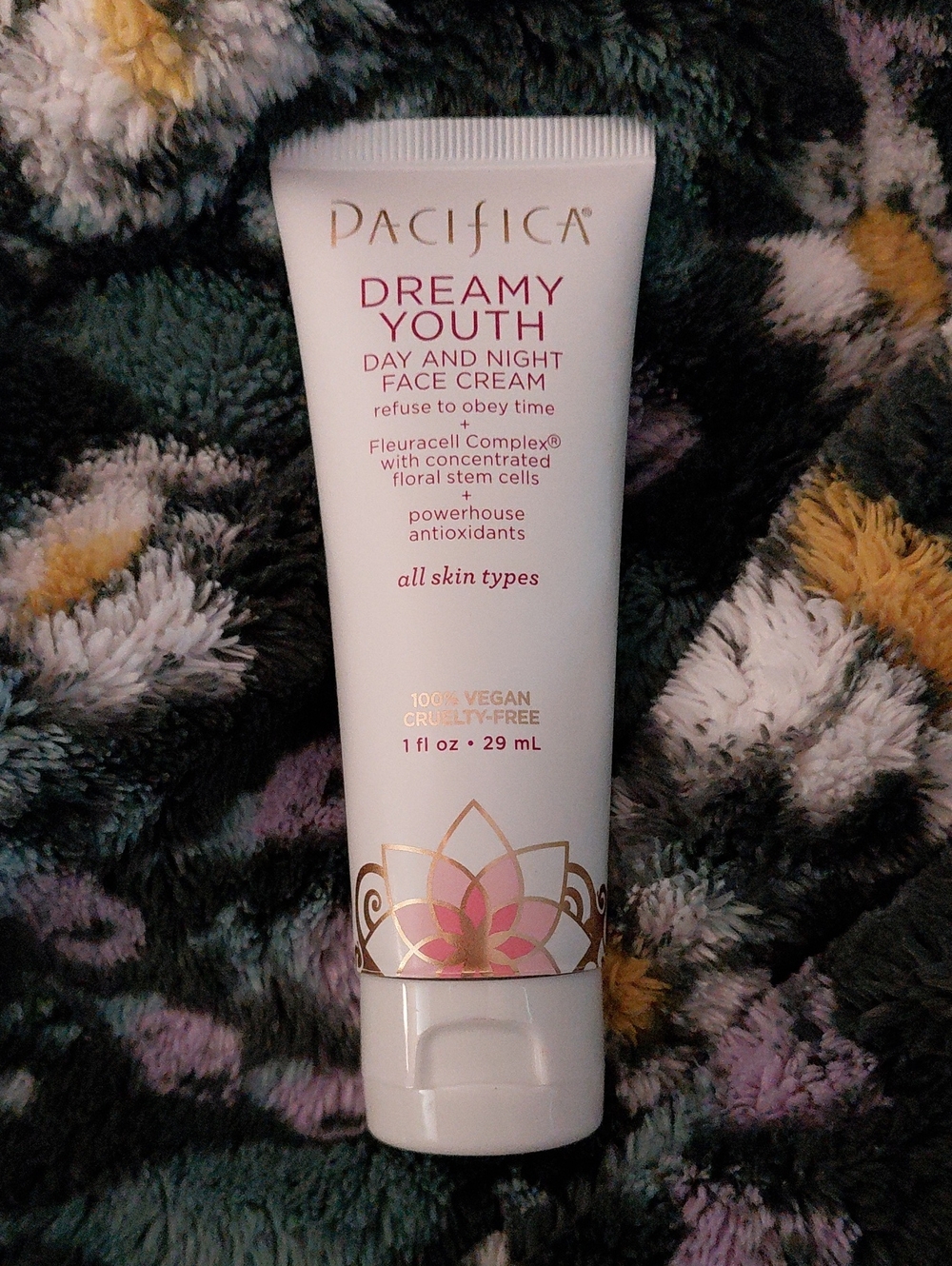 Pacifica Dreamy Youth Day & Night Face Cream